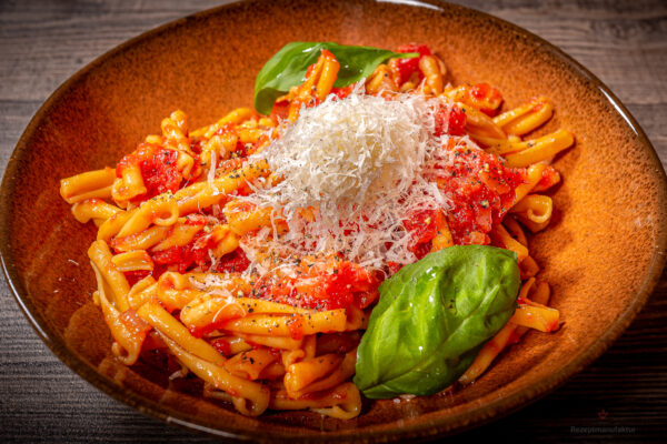 10 grandiose Pastarezepte + 10 Basisfonds und Saucenrezepte – Bild 11